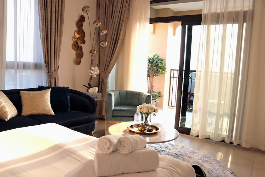 Veluxa - Luxury And Bright 1 Bedroom Apartment, Burj View! Dubai Exterior photo
